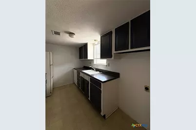 402 S 2nd Street #B, Copperas Cove, TX 76522 - Photo 4