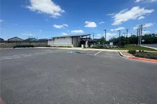 7102 Satellite Wy, San Antonio, TX 78252 - Photo 18