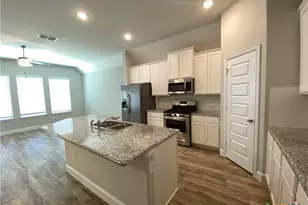 1331 Hillsong St, New Braunfels, TX 78130 - Photo 10