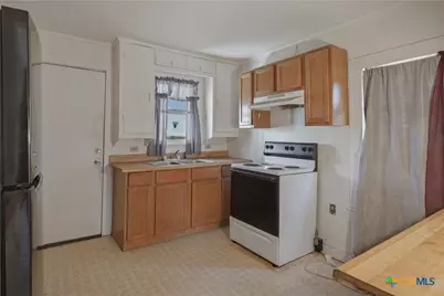 226 Thornton Street, Gonzales, TX 78629 - Photo 22