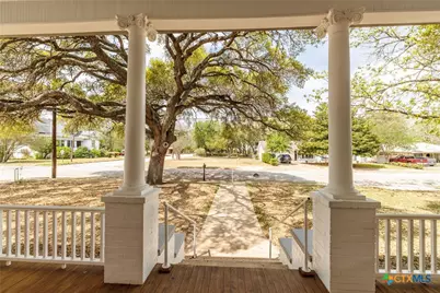 604 Saint Michael Street, Gonzales, TX 78629 - Photo 4