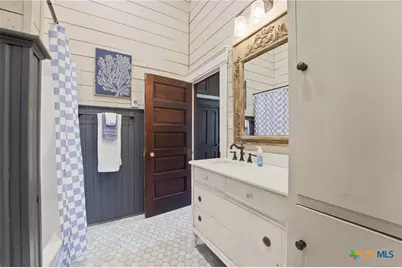 604 Saint Michael Street, Gonzales, TX 78629 - Photo 20