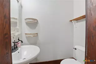 604 St Michael St, Gonzales, TX 78629 - Photo 26