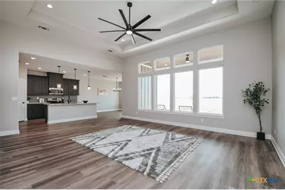 508 Town Hall Lane, Victoria, TX 77904 - Photo 4