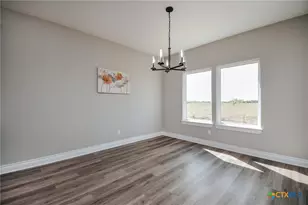 508 Townhall Ln, Victoria, TX 77904 - Photo 10