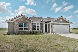 508 Townhall Ln, Victoria, TX 77904 - Photo 1