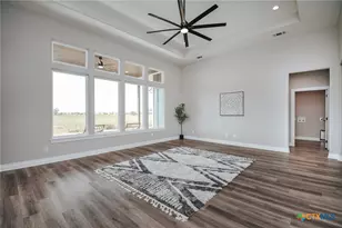 508 Townhall Ln, Victoria, TX 77904 - Photo 6