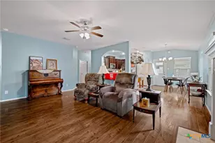 5346 Dauphin Dr, Belton, TX 76513 - Photo 2