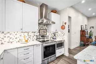 361 Rolling View Ct, Canyon Lake, TX 78133 - Photo 30