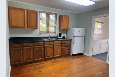 400 Harvey Street, San Marcos, TX 78666 - Photo 6
