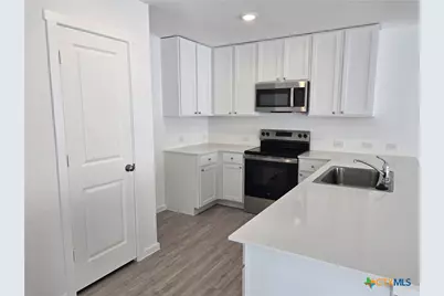 168 Wolf Crest Boulevard, Seguin, TX 78155 - Photo 4