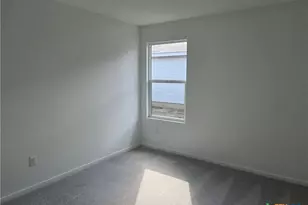 168 Wolf Crest Blvd, Seguin, TX 78155 - Photo 10