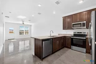 620 Pacific Crest Trail, Copperas Cove, TX 76522 - Photo 4