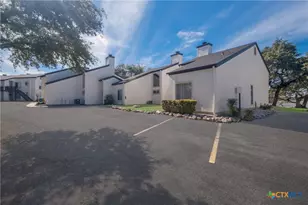 1135 Parkview Dr, Canyon Lake, TX 78133 - Photo 1