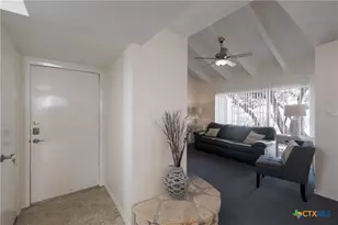 1135 Parkview Dr, Canyon Lake, TX 78133 - Photo 4