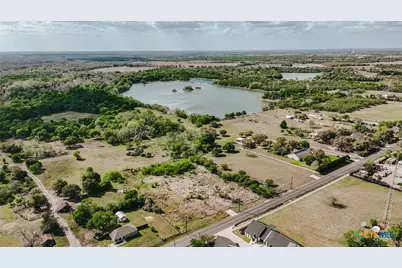 000 N Vine, Victoria, TX 77901 - Photo 4