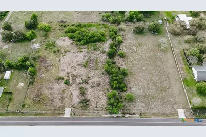 000 N Vine, Victoria, TX 77901 - Photo 8