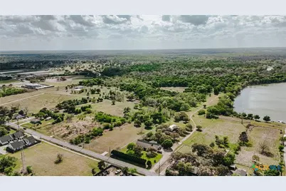 000 N Vine, Victoria, TX 77901 - Photo 10