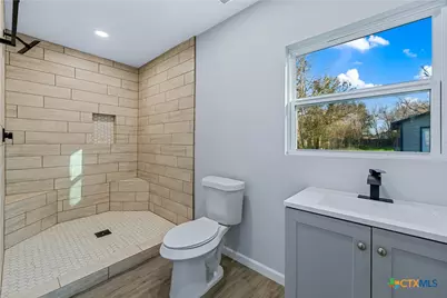 263 S Grape Avenue, New Braunfels, TX 78130 - Photo 26