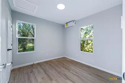 263 S Grape Avenue, New Braunfels, TX 78130 - Photo 28