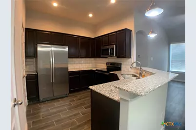 354 Creekside Curve, New Braunfels, TX 78130 - Photo 8