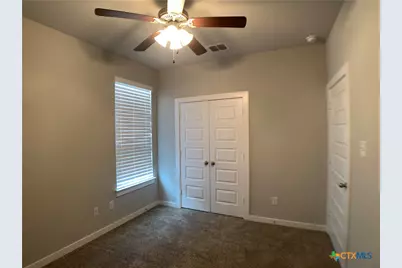 354 Creekside Curve, New Braunfels, TX 78130 - Photo 10