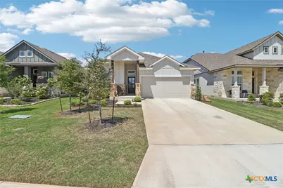 1935 Scare Crow, New Braunfels, TX 78130 - Photo 2