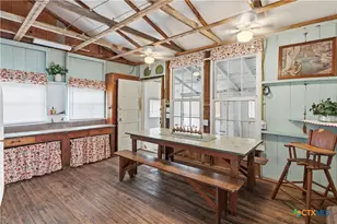 842 Burkett Dr, Seguin, TX 78155 - Photo 6