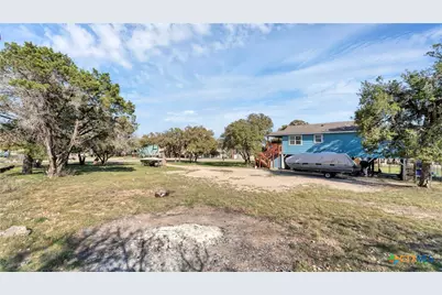 895 Lakebreeze Drive, Canyon Lake, TX 78133 - Photo 18
