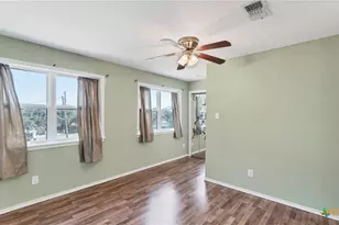 895 Lakebreeze Dr, Canyon Lake, TX 78133 - Photo 14