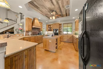 289 Mariposa Loop, New Braunfels, TX 78132 - Photo 6