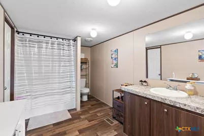 239 Allen M Parks, Rockport, TX 78382 - Photo 4