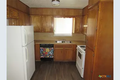 2406-B Shoemaker, Killeen, TX 76543 - Photo 4