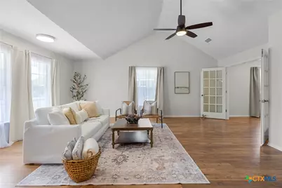 2002 E Young Avenue, Temple, TX 76501 - Photo 4