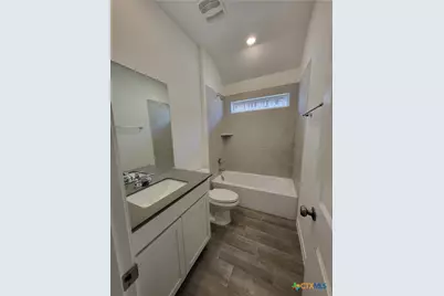 1233 Fox Wing Way, New Braunfels, TX 78132 - Photo 6