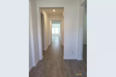 1233 Fox Wing Way, New Braunfels, TX 78132 - Photo 4