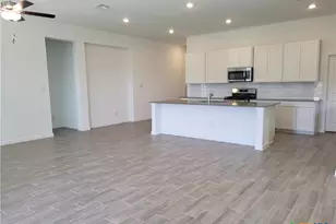 1233 Fox Wing Wy, New Braunfels, TX 78132 - Photo 16