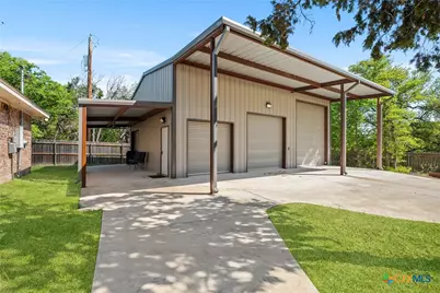 8 Hawthorn Court, Belton, TX 76513 - Photo 2