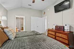 8 Hawthorn Ct, Belton, TX 76513 - Photo 12