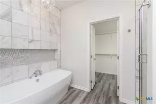 102 Carley Ct, Little River Academy, TX 76554 - Photo 14