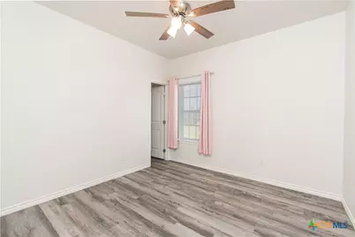 102 Carley Court, Little River Academy, TX 76554 - Photo 18