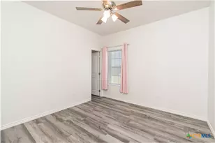 102 Carley Ct, Little River Academy, TX 76554 - Photo 18