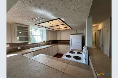 904 Dale Street, San Marcos, TX 78666 - Photo 4