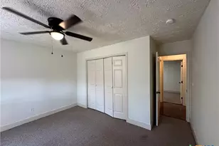 904 Dale St, San Marcos, TX 78666 - Photo 8