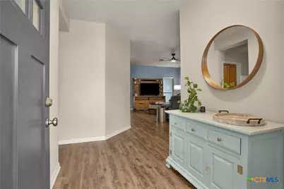 1906 Round Table, New Braunfels, TX 78130 - Photo 4