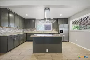 1225 N Unicorn Ave, New Braunfels, TX 78130 - Photo 1