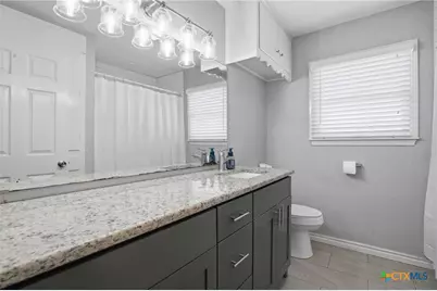 1225 N Unicorn Avenue, New Braunfels, TX 78130 - Photo 16