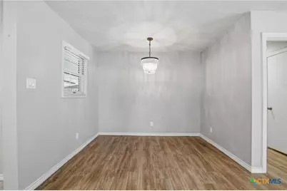 1225 N Unicorn Avenue, New Braunfels, TX 78130 - Photo 8