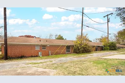 111 S 33rd Street, Temple, TX 76504 - Photo 18