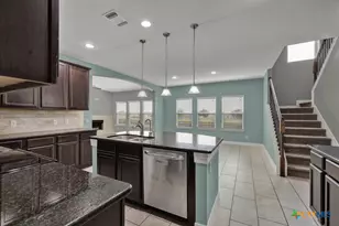 757 Cornflower Ct, New Braunfels, TX 78130 - Photo 12